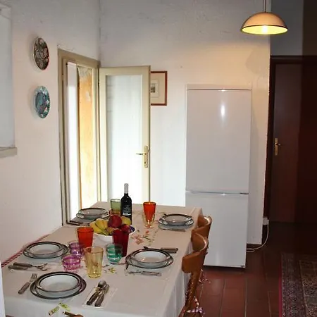 公寓 安蒂科博尔坎普莱索公寓酒店 Galbiate